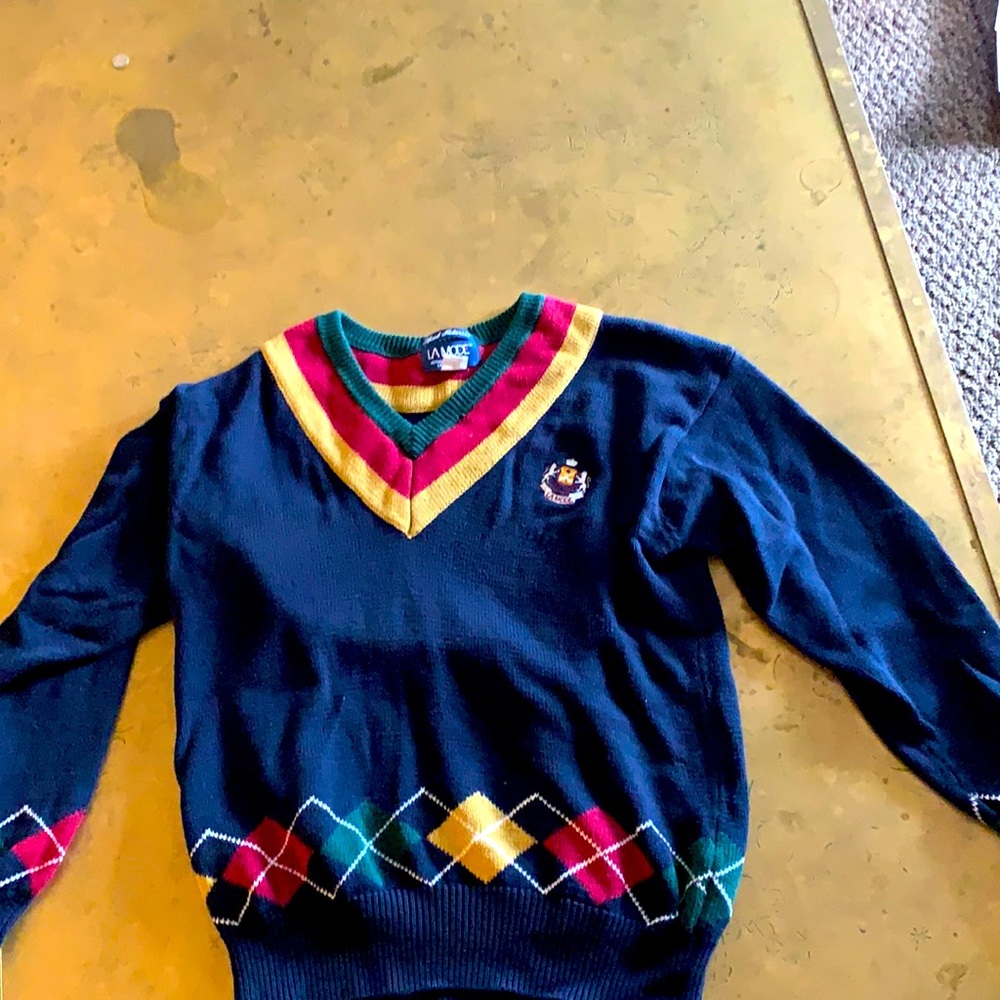 Medium tennis sweater